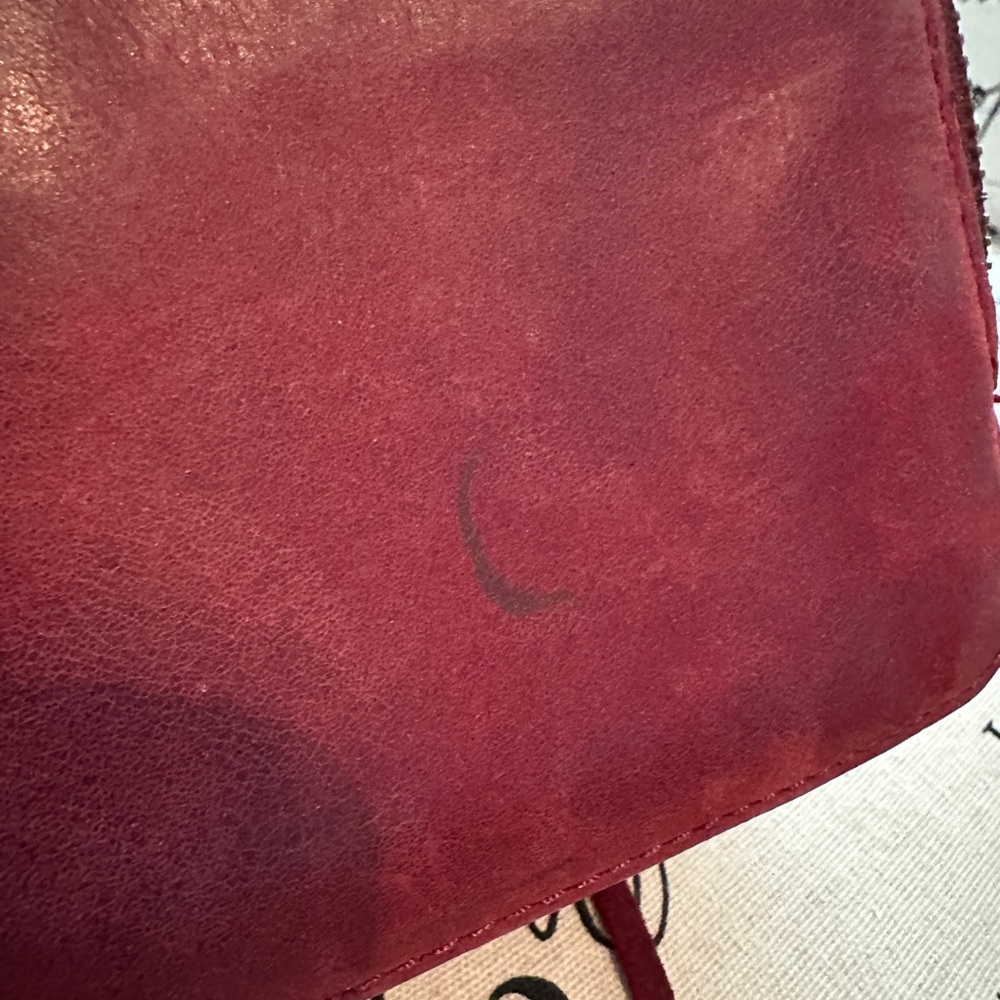 Frye Leather Zip Top Sangria Camera Bag Purse - Picture 8 of 10